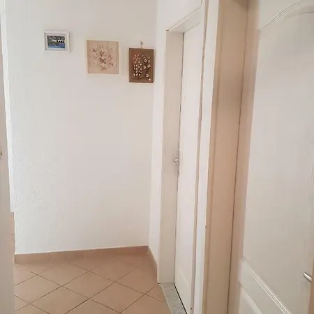Saric Apartment *